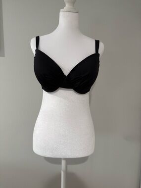 Women’s Tommy Bahama Black Padded Underwire Swim Bra